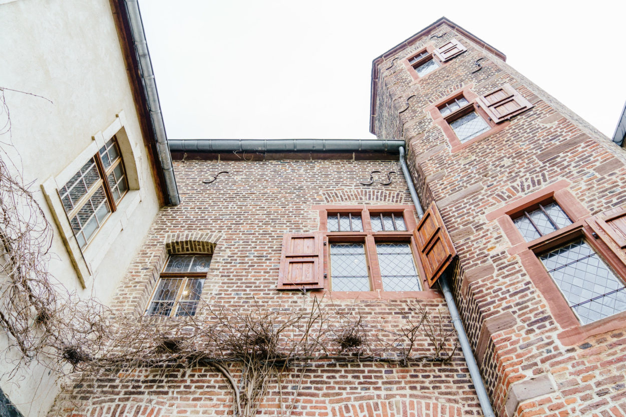 Heiraten in Burg Bubenheim Freie Trauung Hochzeitsfotograf