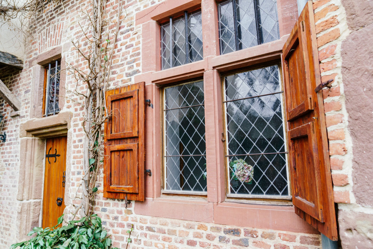Heiraten in Burg Bubenheim Freie Trauung Hochzeitsfotograf