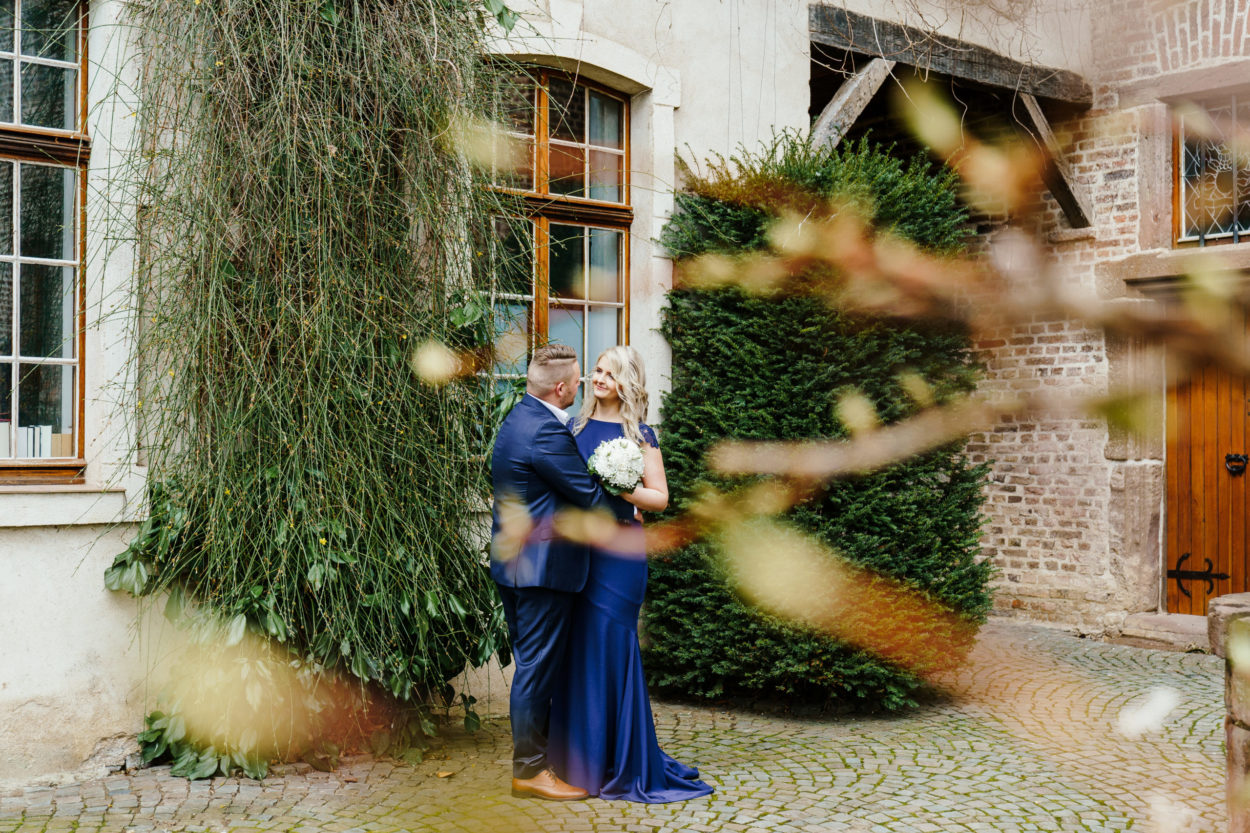 Heiraten in Burg Bubenheim Freie Trauung Hochzeitsfotograf
